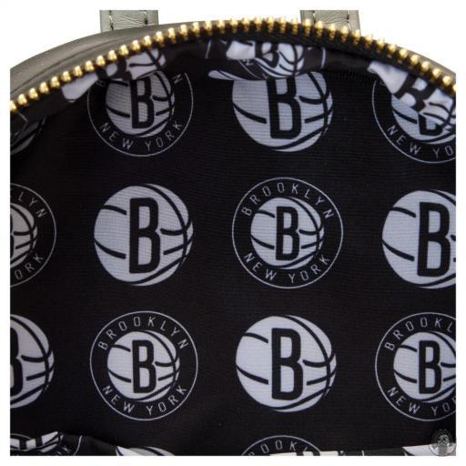 Loungefly Mini sac à dos Brooklyn Nets Patch Icons NBA (National Basketball Association) (NBA (National Basketball Association))