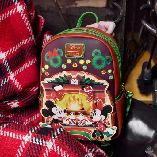 Loungefly Mini sac à dos Cheminée & Chocolat Chaud Mickey Mouse (Disney) (Mickey Mouse (Disney))