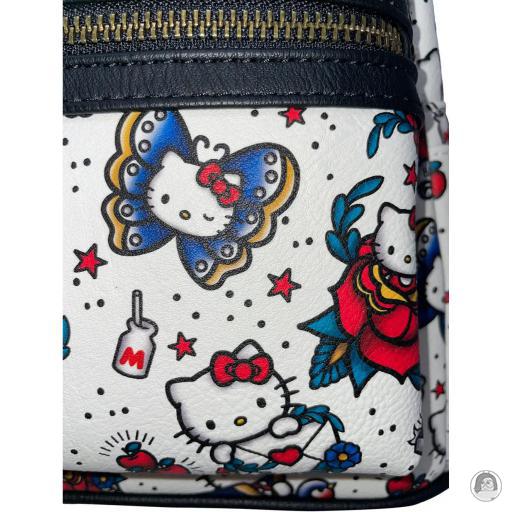 Loungefly Mini sac à dos Hello Kitty Tatouage Impression Intégrale Sanrio (Sanrio)