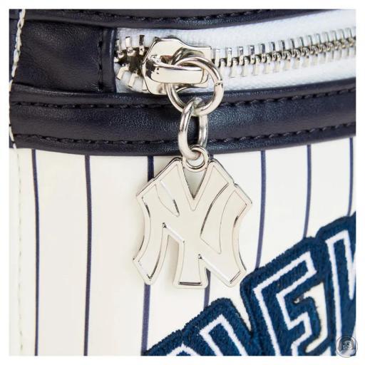 Loungefly Mini sac à dos New York Yankees Patches MLB (Major League Baseball) (MLB (Major League Baseball))