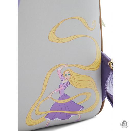 Loungefly Mini sac à dos Princesses Escaladent le Château de Raiponce Princesses Disney (Disney) (Princesses Disney (Disney))