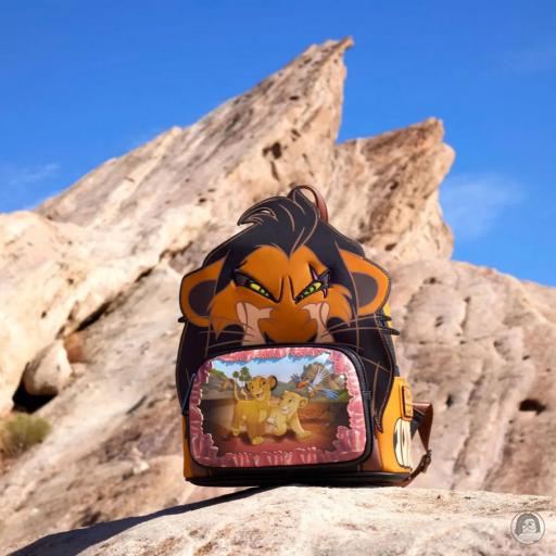 Loungefly Mini sac à dos Scar Villains Scène Le Roi Lion (Disney) (Le Roi Lion (Disney))