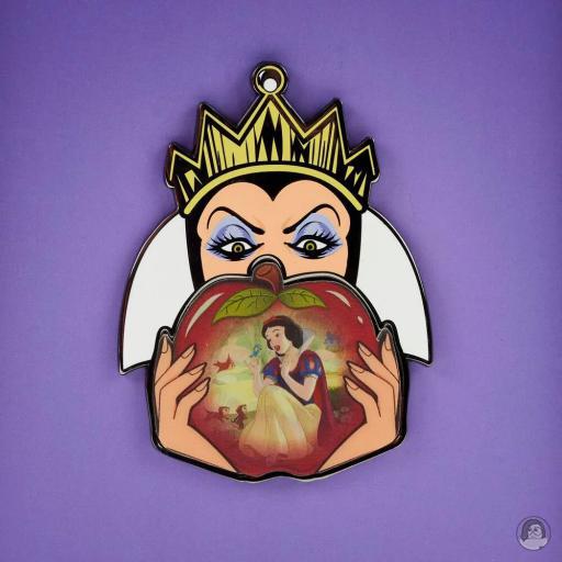 Loungefly Pin Méchante Reine Pomme Villains Scène Blanche-Neige et les Sept Nains (Disney) (Blanche-Neige et les Sept Nains (Disney))